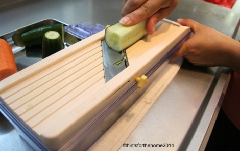 Benriner Japanese Mandolin Slicer for Fruit Vegetable Ivory Made in Japan